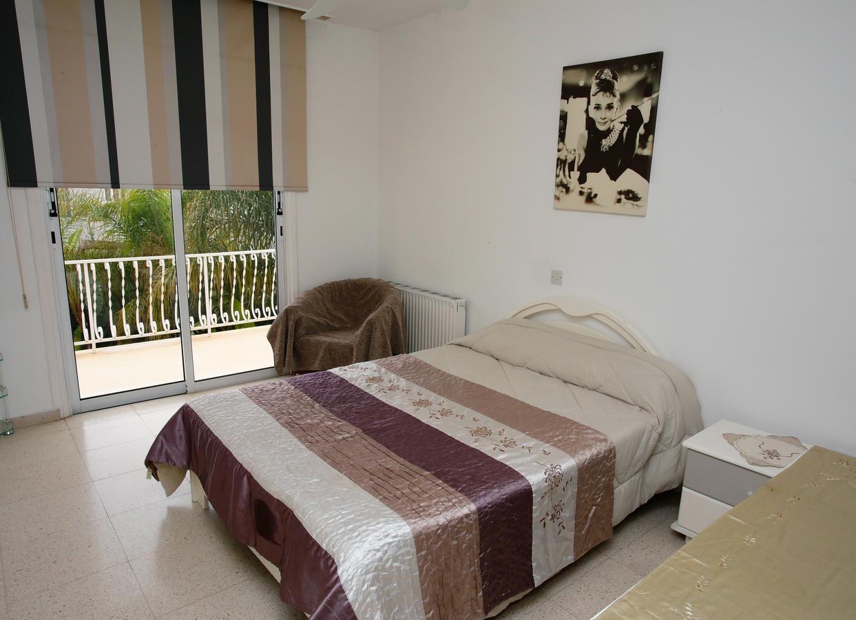The White House Villa Larnaca Exterior photo