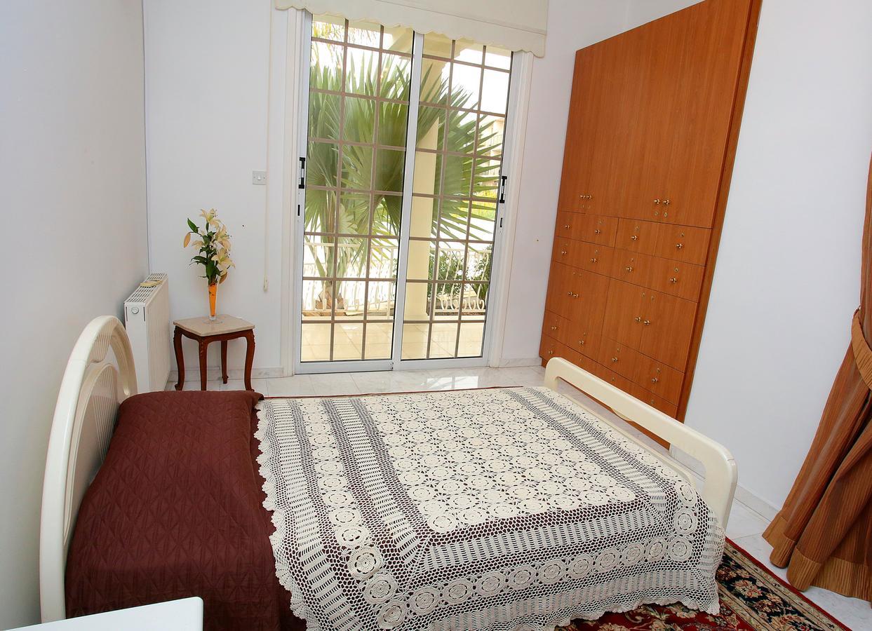 The White House Villa Larnaca Exterior photo
